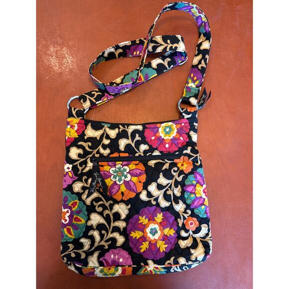 Vera Bradley Hipster Crossbody Bag Suzani Floral Retired 2011 EUC - Picture 4 of 7